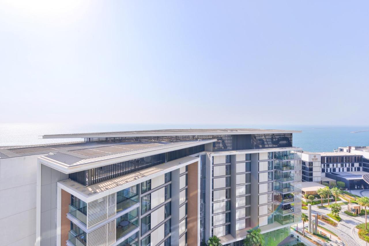 Luxe 3 Bedroom Oceanfront Apartment In The Heart Of Bluewaters Island Дубай Екстериор снимка
